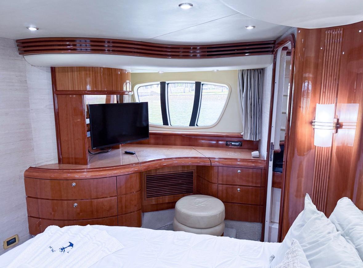 70ft Azimut Container