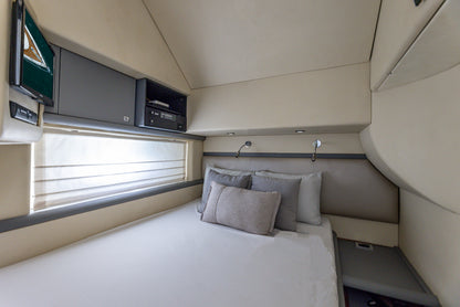 80ft SlipTease Sunseeker